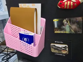 机箱磁吸收纳笔筒