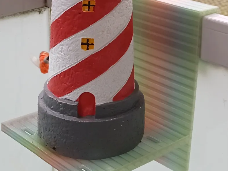 Halter fürs Balkongeländer