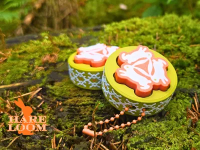 HareLoom - Three Hares Clicker Fidget Toy