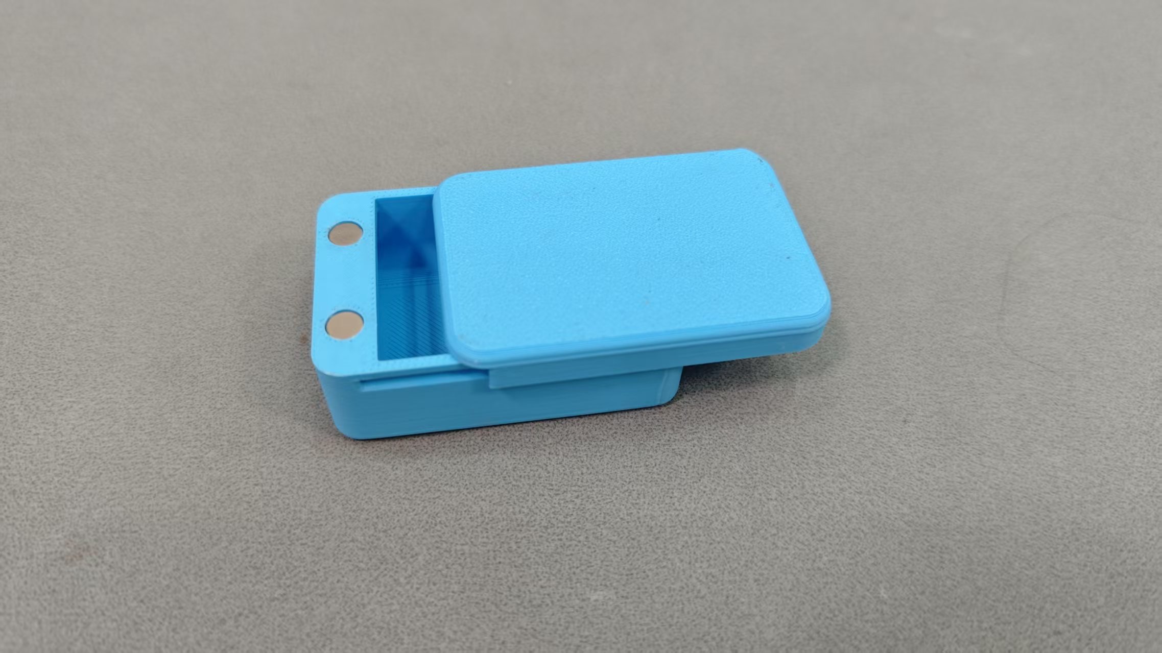 Miniatura 3 do modelo 3D 磁吸收纳盒