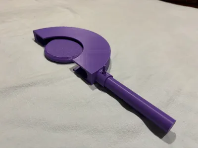 Skeet thrower for snowball throwing practicing 
