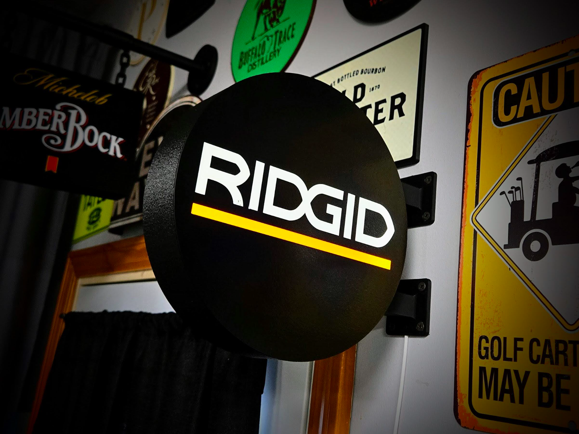 RIDGID TOOLS ~ 2-Sided Gas Station Lightbox Sign
