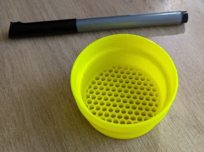 Stackable adjustable sieve