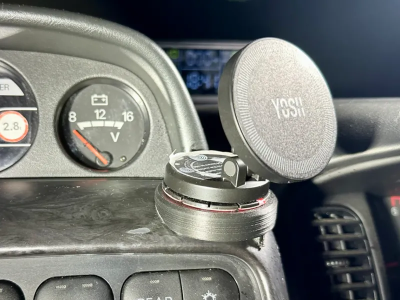 Delica L400 phone holder standoff base.