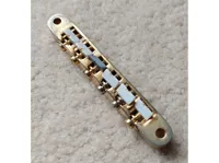 'D' string riser, 0.6mm slot