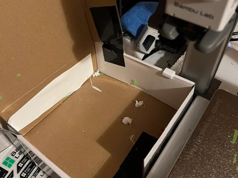 Hook to turn filament boxes into poop boxes