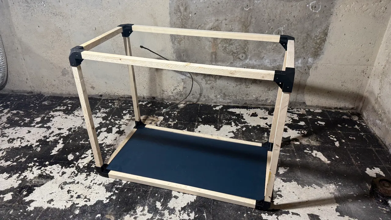 2x2 and Metric Frame Kit Connectors view 3