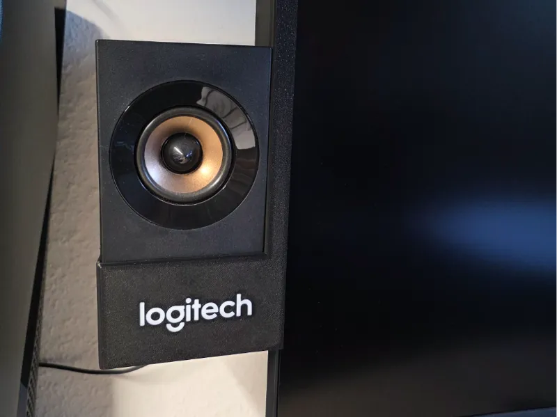 Logitech Z533 Lautsprecherriser Monitorhalter