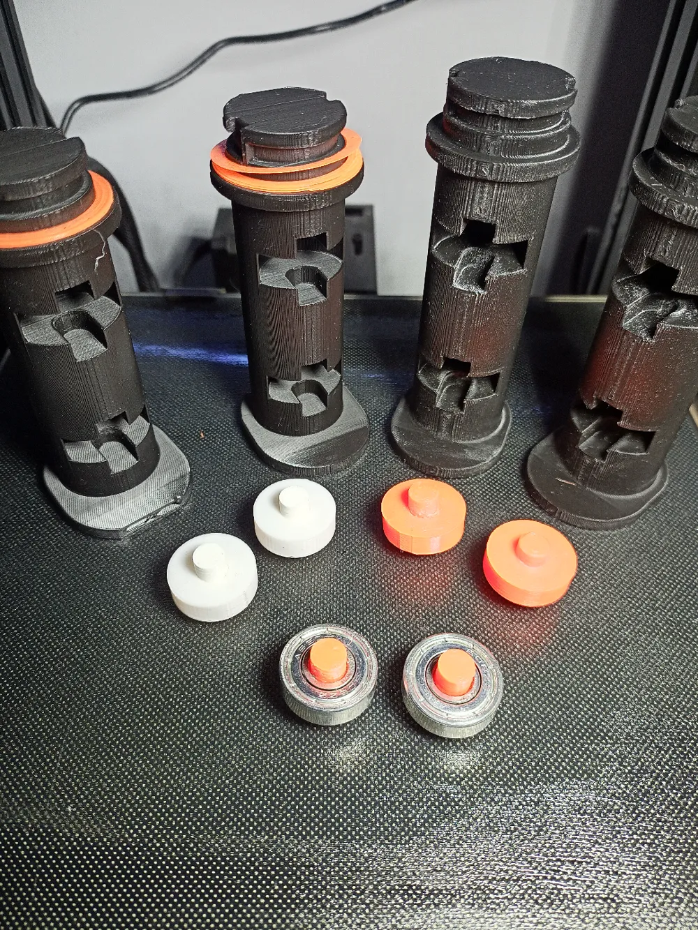 Dual spool holder by @Plko MakerWorld: Download Free 3D Models