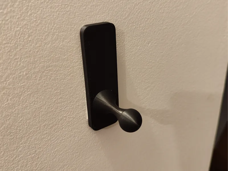 Coat Hanger (3M Command) - Hole-free mounting