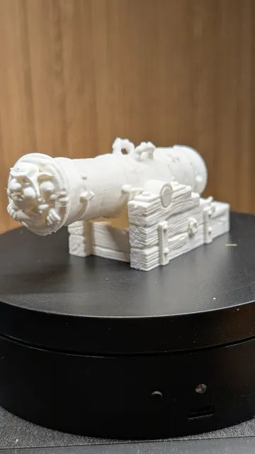 Accesorio para impresora 3D: Fat Goblin / Gretchen stuck in Cannon — vista de referencia 4