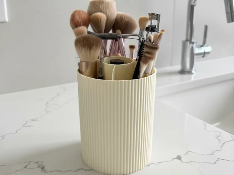 NORDÉ Collection MakeUp brush holder organizer 