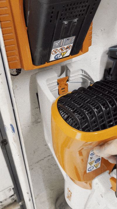 Wall mount for the Stihl BGA 250 blower