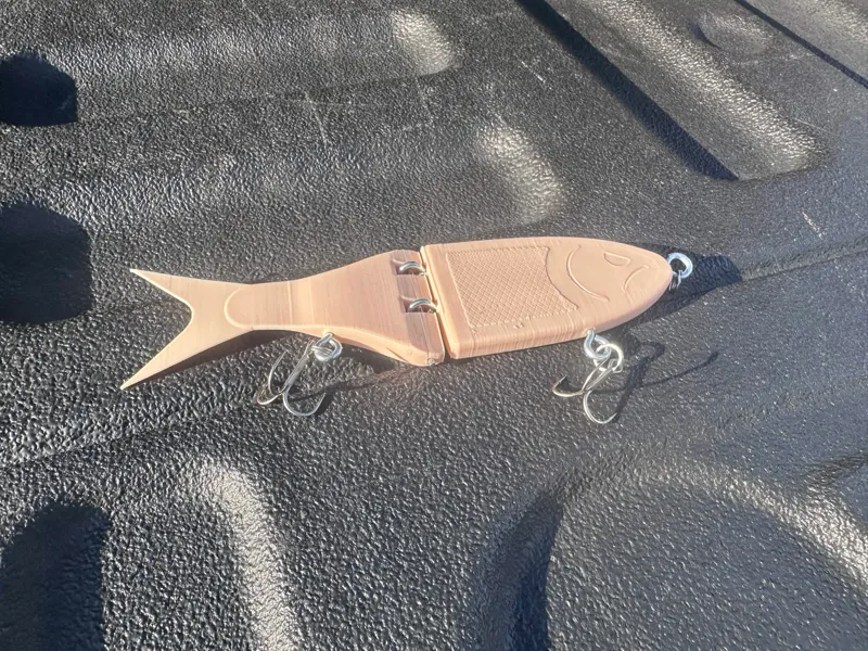 The Mad Shad Glide
