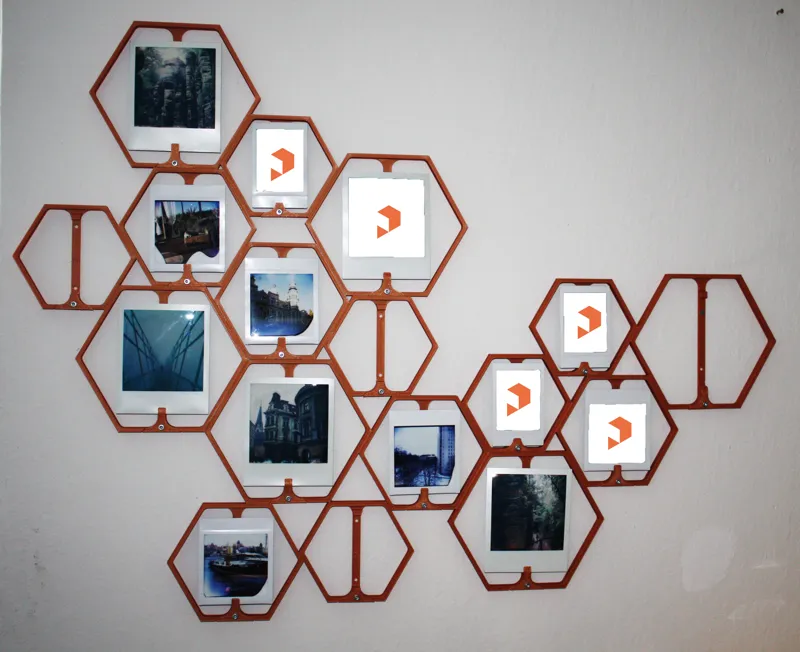 Instax, Polaroid - Modular wall photo album