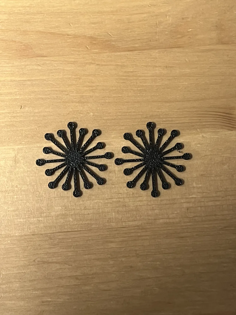 earrings view 2