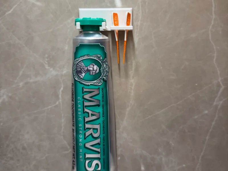 Marvis Toothpaste & Tepe Holder