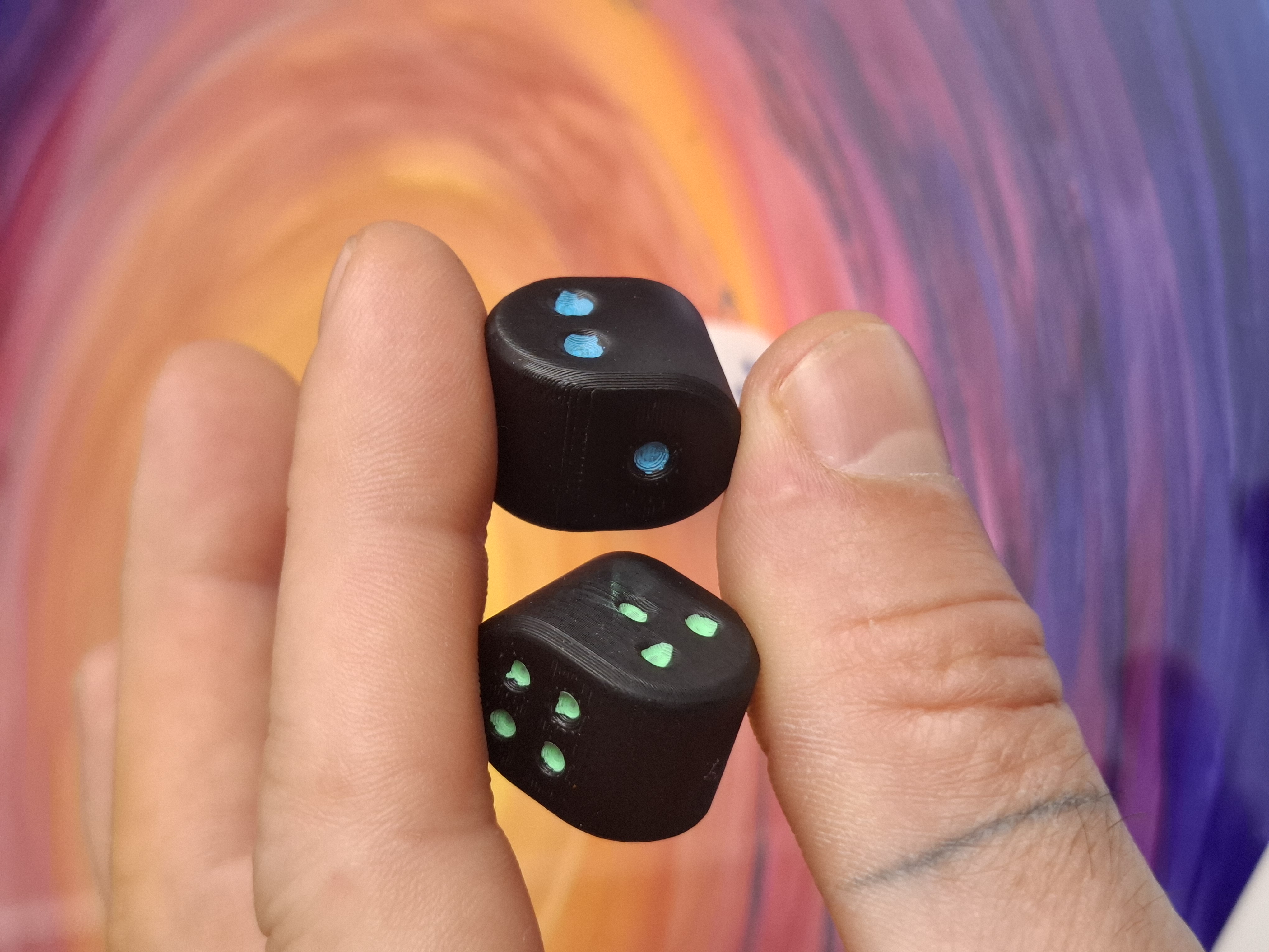 Miniatura 1 do modelo 3D unusual D2 & D4