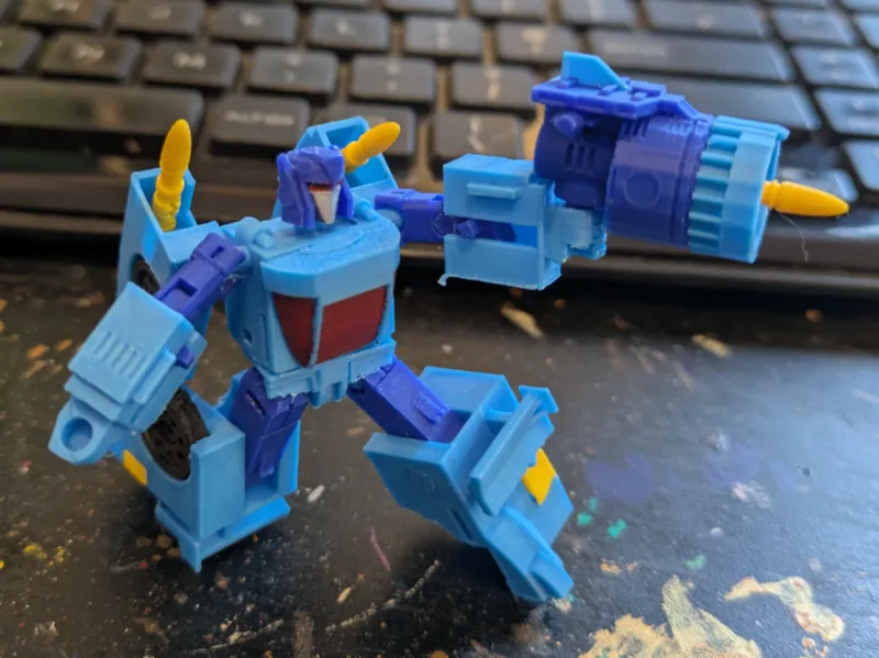 Transformers Turbomaster Boss (Micromaster scale)