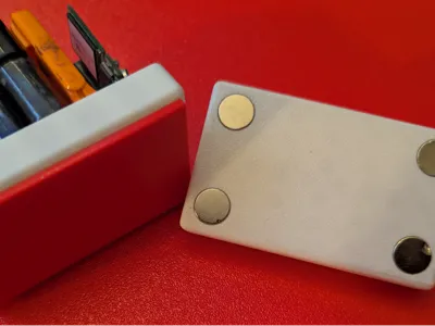 USB-A Holder (12 Slot) Magnetic / TPU base.
