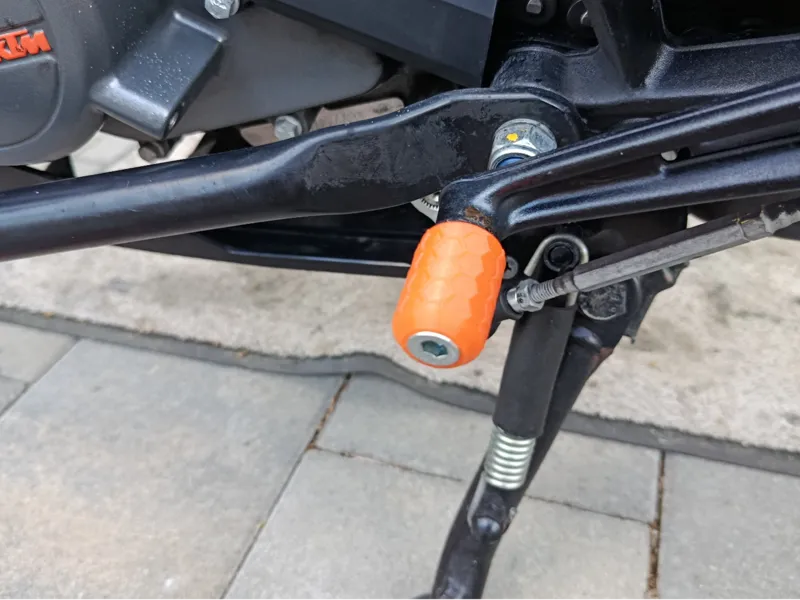 KTM Duke 125 - 390 Schaltgummi Bremsgummi
