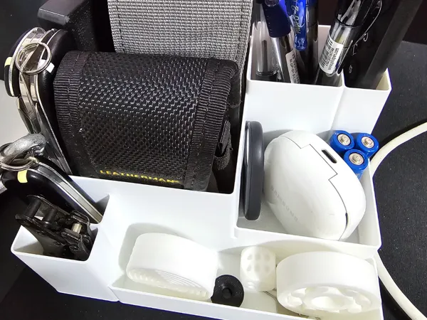 Organiseur de bureau compact