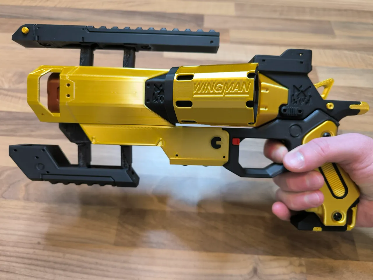Apex Legends Wingman with Reload Mechanics view 3