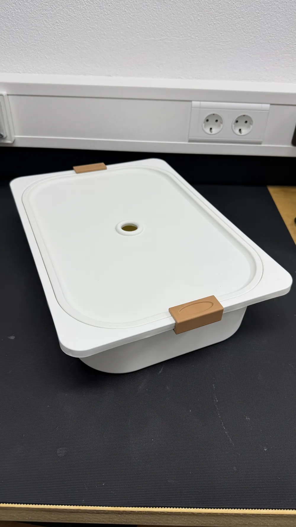 Befestigungsclip für Deckel IKEA Trofast Boxen – Kostenloses 3D-Druckmodell – MakerWorld