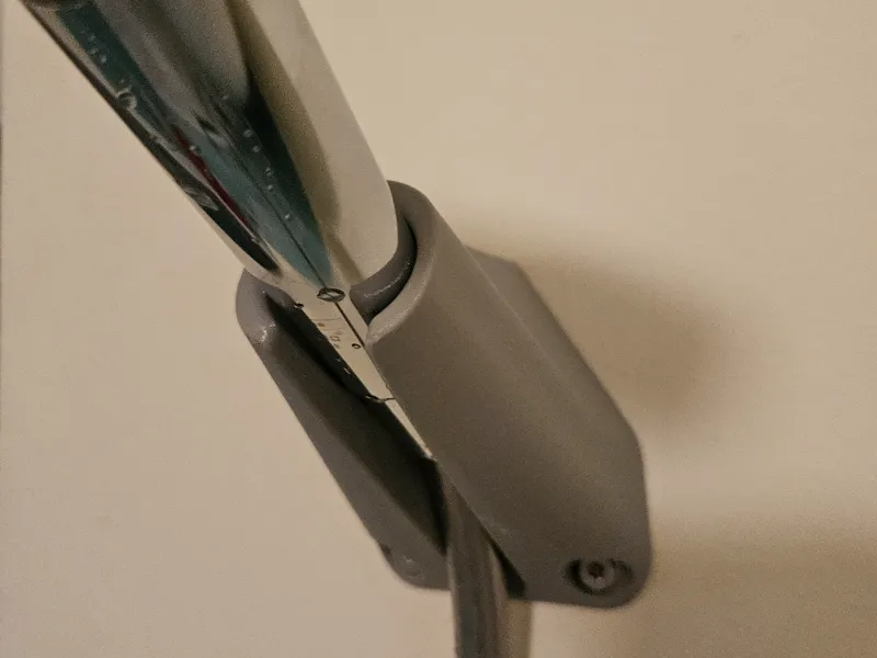 90° shower head holder