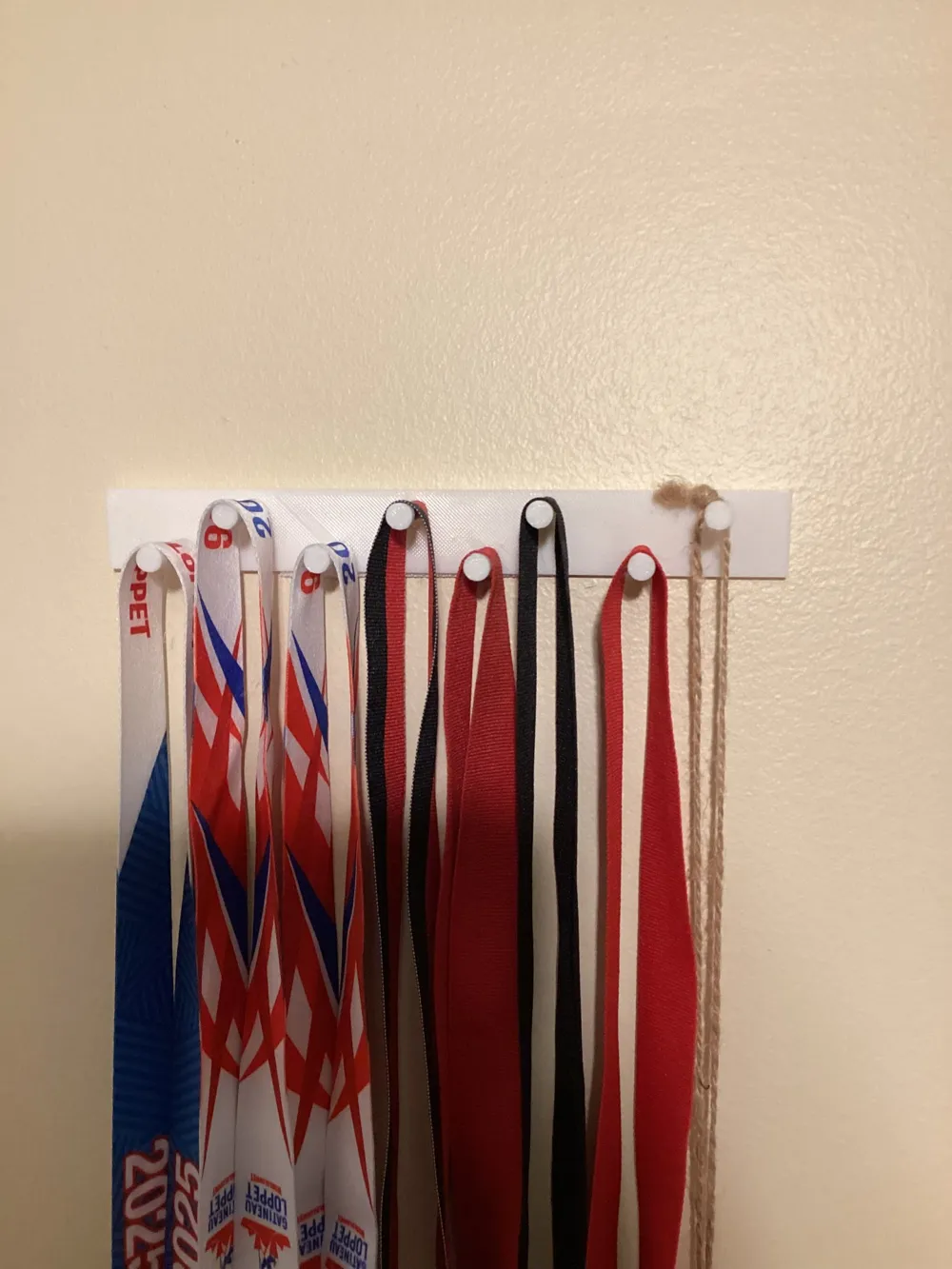 medal Rack holder holds 8 medals - Free 3D Print Model - MakerWorld