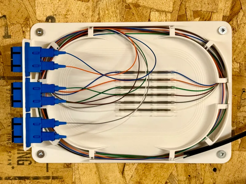Fiber Optic Splice Tray