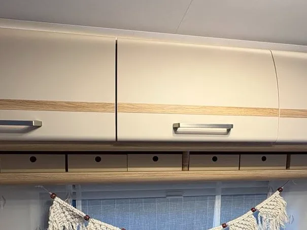 Fendt Wohnwagen Boxen Kisten Schalen