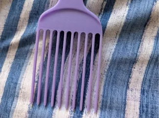 Hair Brush/Comb number 2