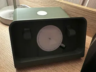 iPhone-Dock für 12-15 mit Hülle und Apple Watch