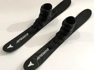 Atomic Finger Ski