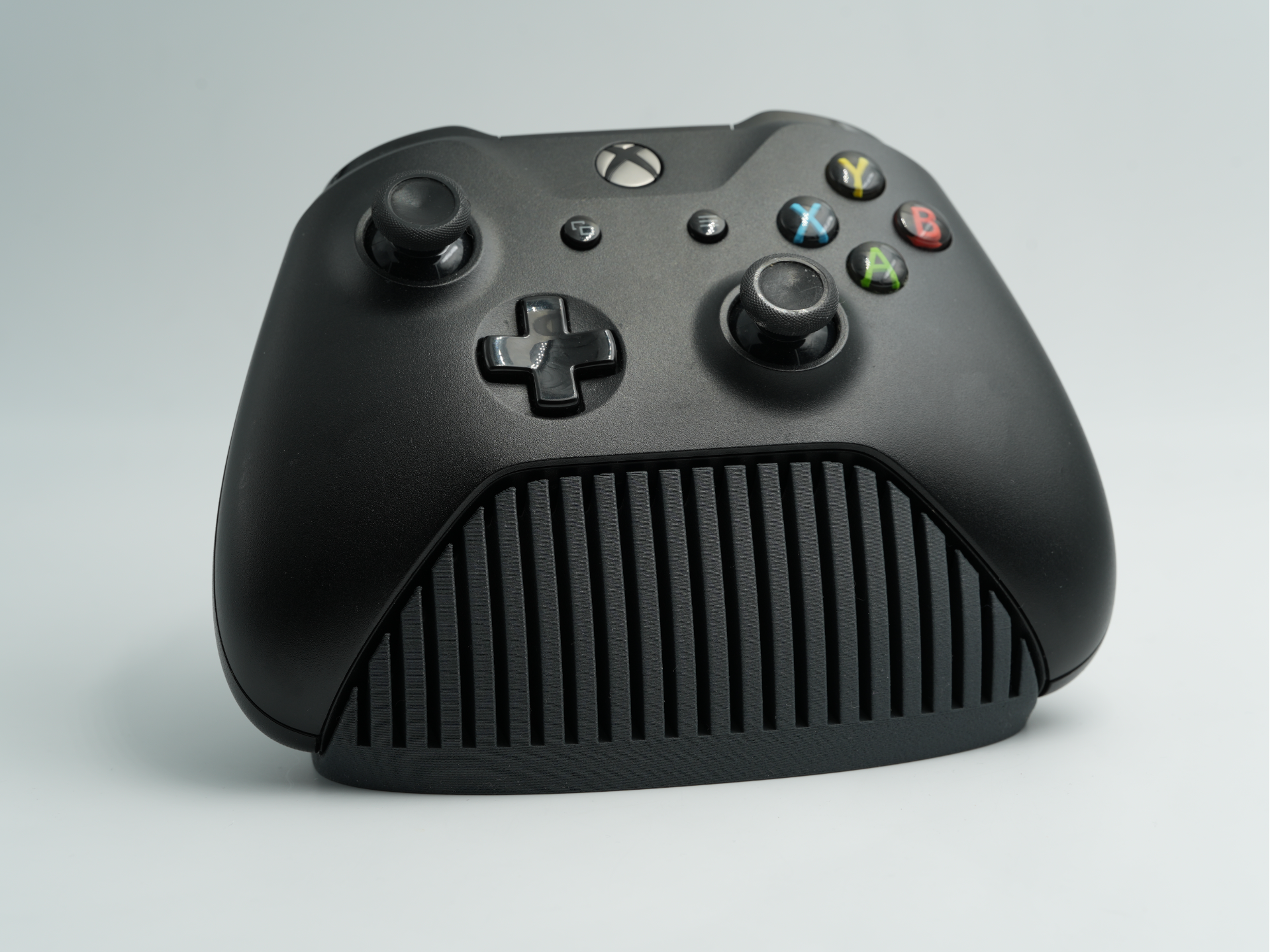 Xbox Controller Stand – Wavy Ribbed Desk Dock