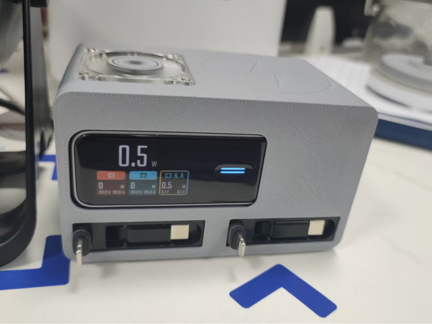 酷态科10号ultra桌面充电站 无线充版本