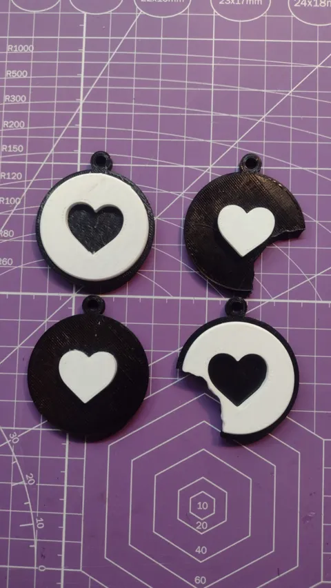 Oreo Heart keychain/earrings view 4