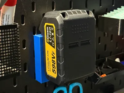 Gisam / Makita battery holder for IKEA SKADIS 