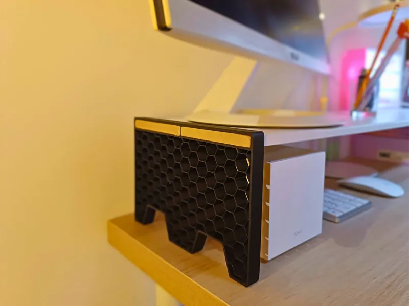 Monitor riser with customizable pattern