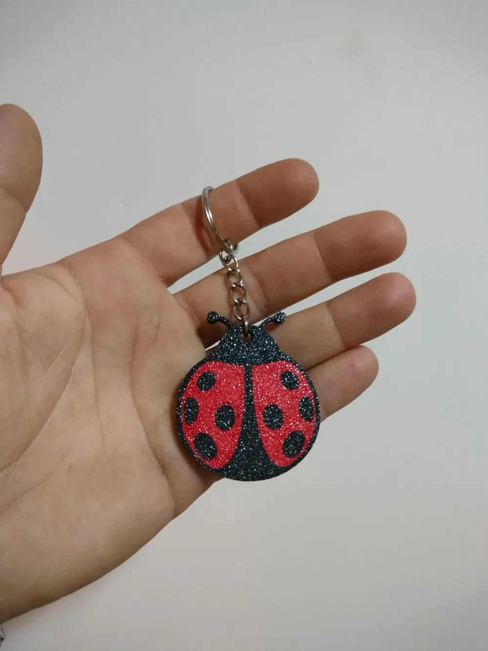 Ladybug keychain/hanging decoration by 3dprintmodla MakerWorld ...
