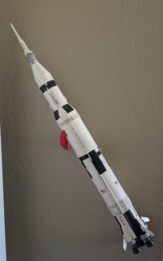 Brick 92176 Saturn V vertical wall mount (steeper)
