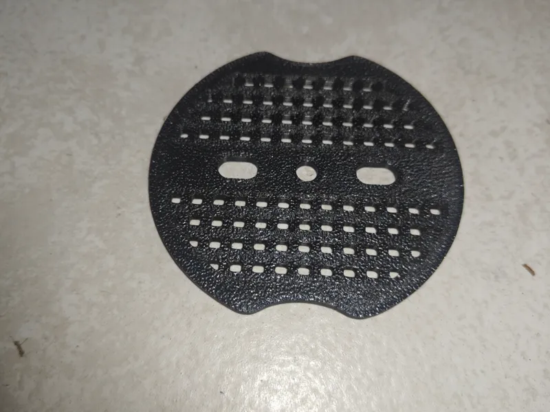 Garden stake washer
