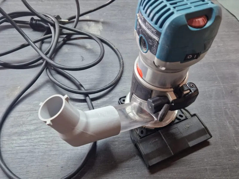 Absaugadapter für die Makita RT0700C Oberfräse