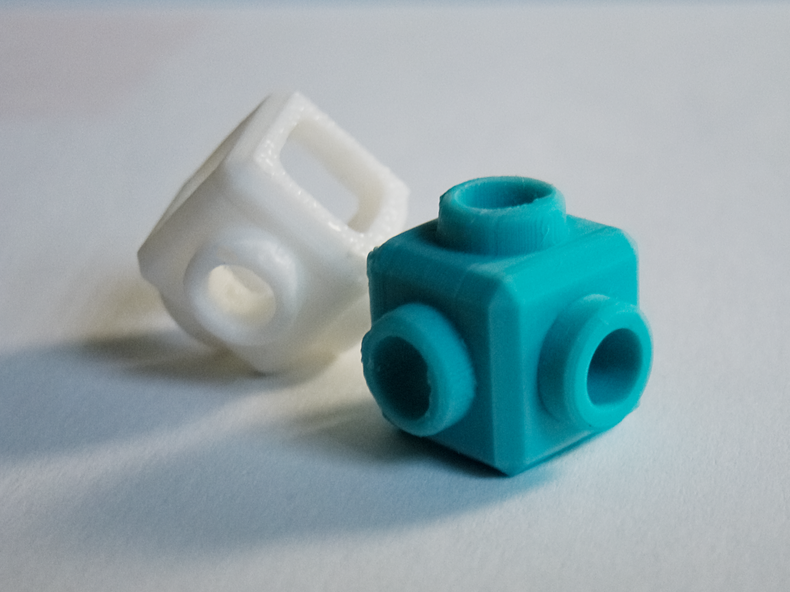 Miniatura 2 do modelo 3D Atom — a physical voxel engine