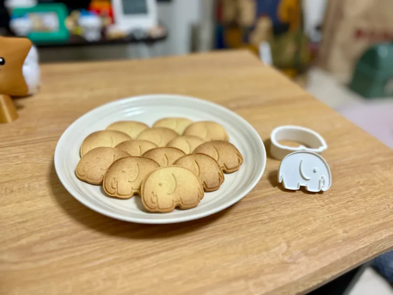 Bruna-Style Elephant Cookie Cutter