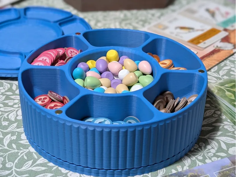 Spinning Board Game Token Storage with Lid