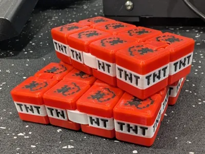 Minecraft TNT Infinity Cube