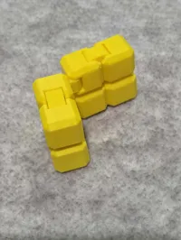 Cube fidget torsadable — photo 4