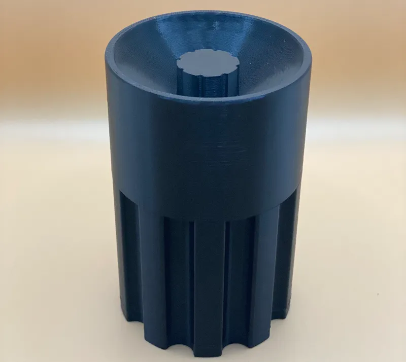 Cigarette bin / other container